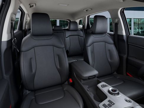 New 2026 Kia Sportage EX image 15