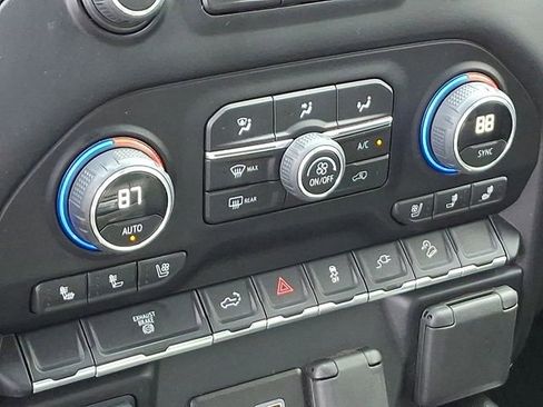 Used 2023 Chevrolet Silverado 3500 LTZ w/ LTZ Convenience Package image 19