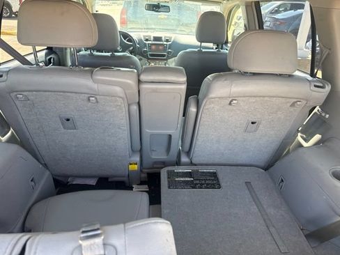 Used 2013 Toyota Highlander Limited AWD/4WD image 16