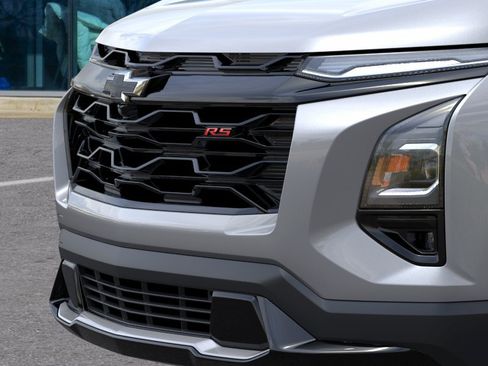 New 2026 Chevrolet Equinox RS w/ Convenience Package III AWD/4WD image 13