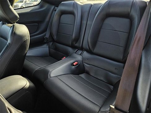 Used 2019 Ford Mustang GT Premium image 21