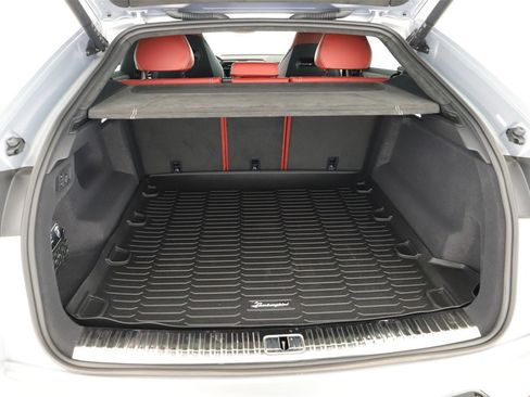 Used 2024 Lamborghini Urus S image 29