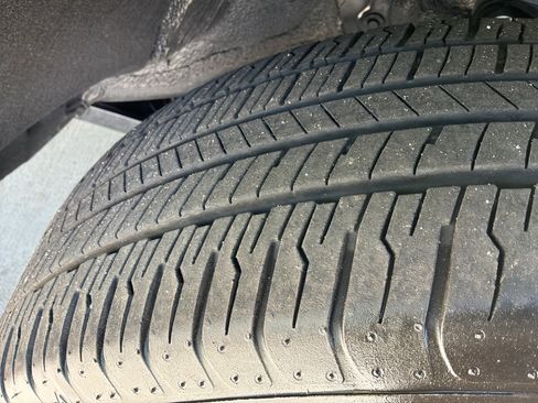 Used 2025 Toyota RAV4 XLE w/ Convenience Package image 12