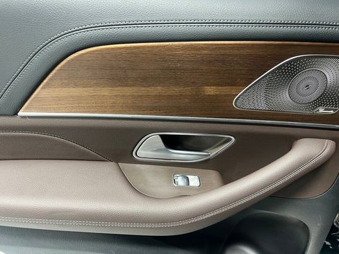 Used 2022 Mercedes-Benz GLE 350 4MATIC image 24