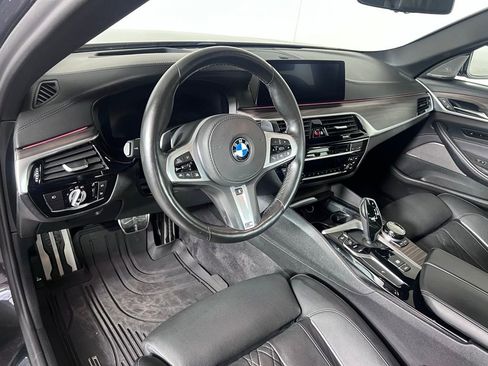Used 2020 BMW 540i xDrive w/ M Sport Package image 4