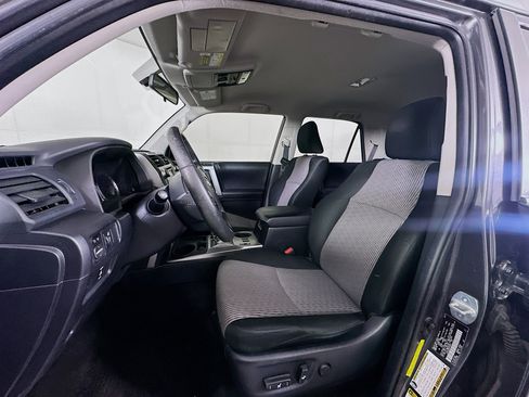 Used 2017 Toyota 4Runner SR5 image 13