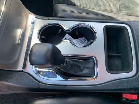Used 2018 Jeep Grand Cherokee Altitude image 30