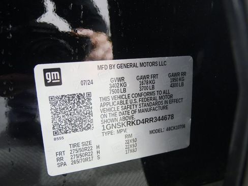 Used 2024 Chevrolet Tahoe RST w/ Luxury Package AWD/4WD image 27