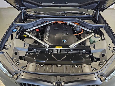 New 2026 BMW X5 xDrive50e AWD/4WD image 9