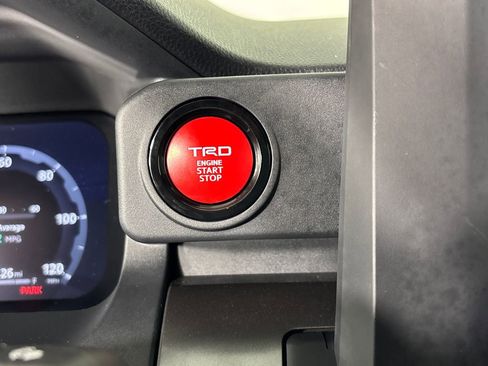 Certified 2025 Toyota Tacoma TRD Sport image 23