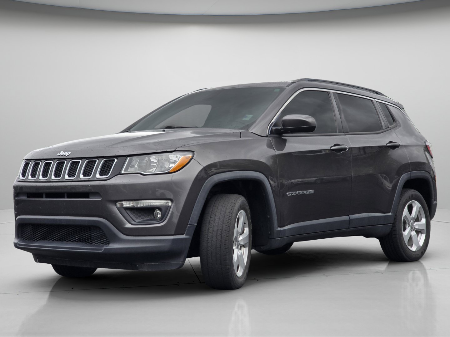 Used 2017 Jeep Compass Latitude AWD/4WD image 19