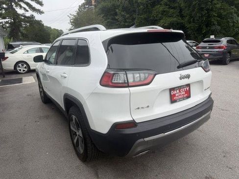 Used 2019 Jeep Cherokee Limited AWD/4WD image 7
