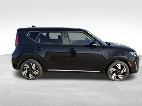 Used 2023 Kia Soul GT-Line w/ GT-Line Technology Package image 9