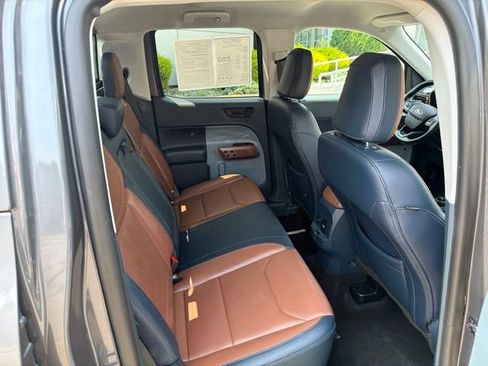 Used 2024 Ford Maverick Lariat AWD/4WD image 13