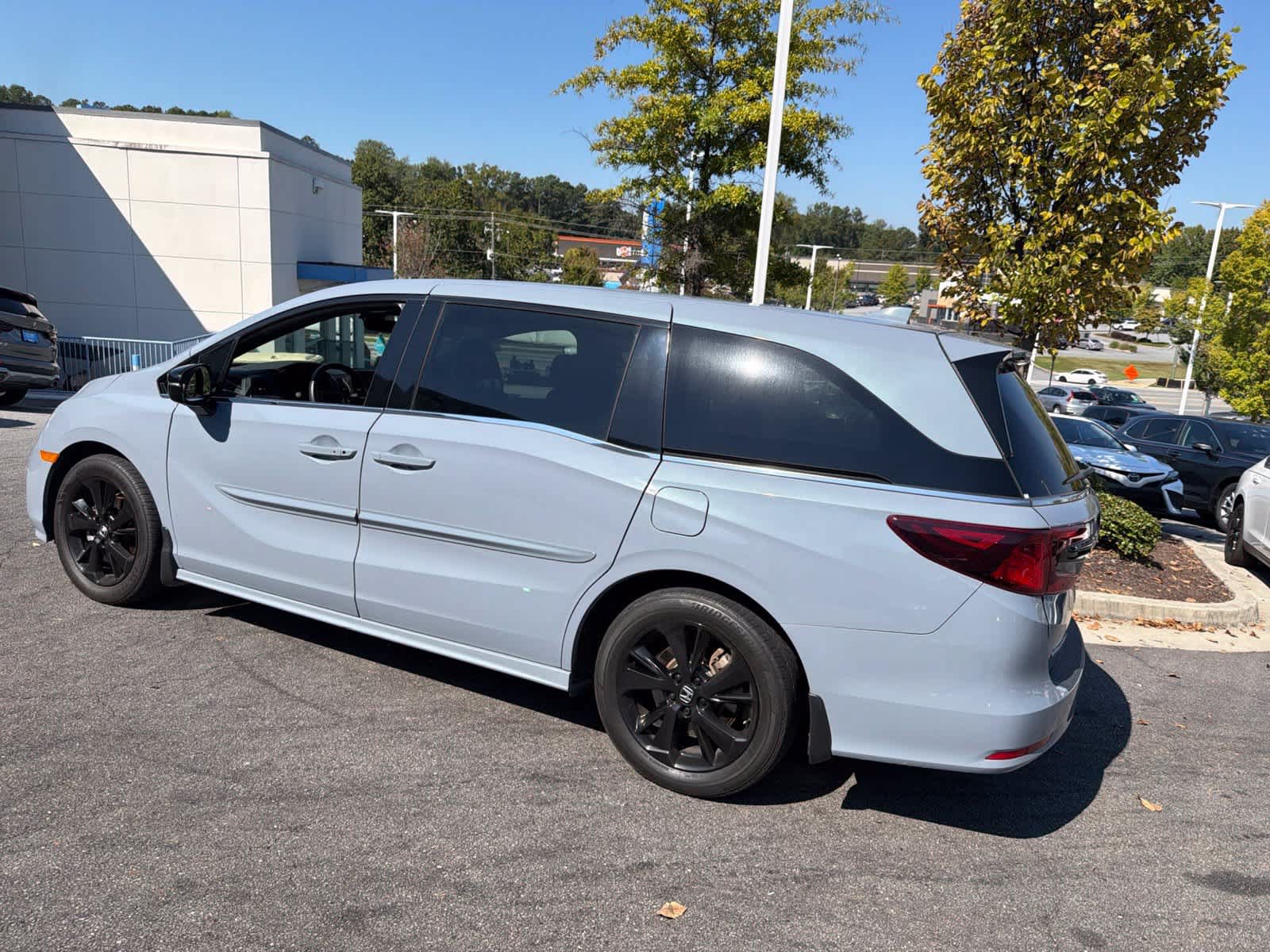 Used 2024 Honda Odyssey Sport image 8