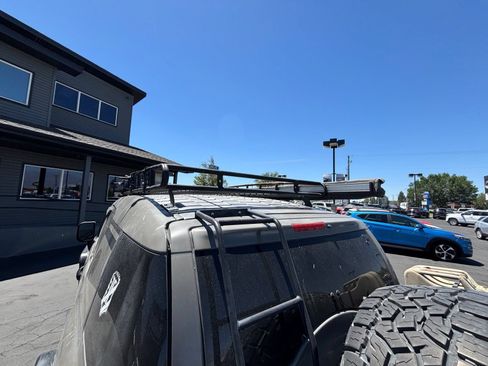 Used 2007 Toyota FJ Cruiser 4WD image 7