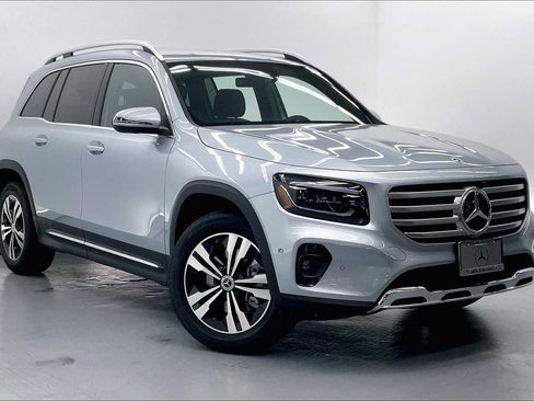 Used 2026 Mercedes-Benz GLB 250 image 4