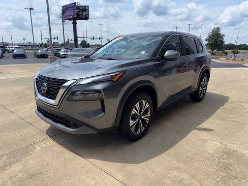 Used 2023 Nissan Rogue SV AWD/4WD image 5