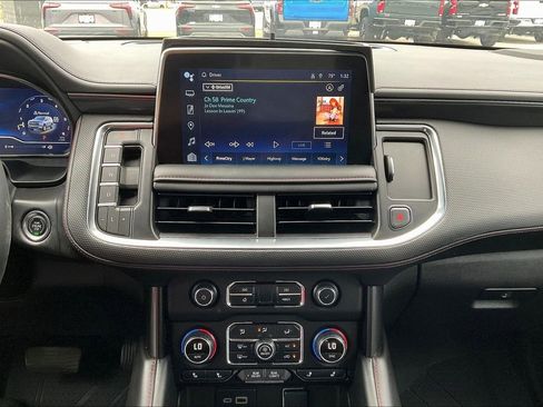 Used 2024 Chevrolet Suburban RST w/ Luxury Package AWD/4WD image 23