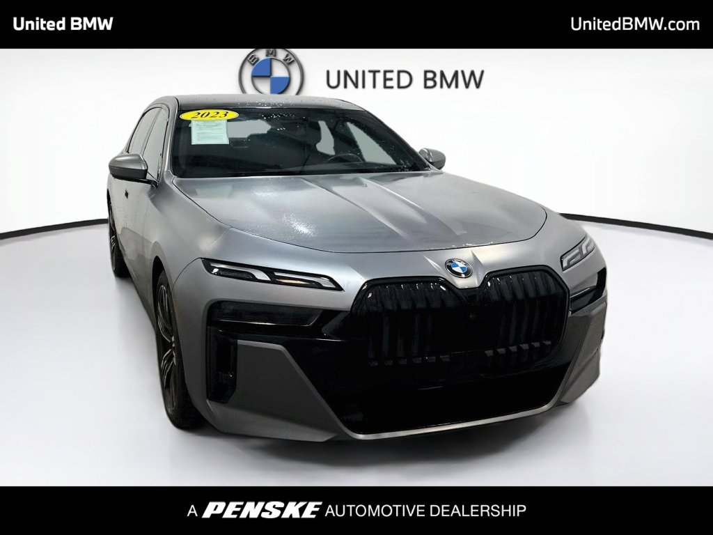 Used 2023 BMW 740i RWD image 3