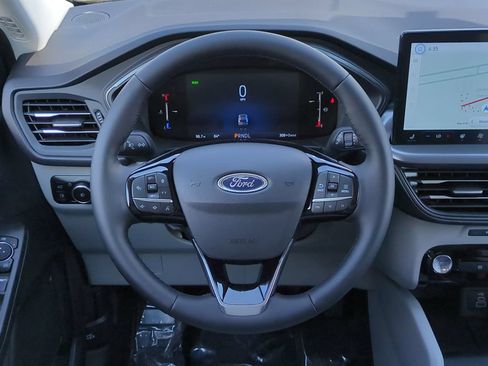 New 2025 Ford Escape SE FWD image 21