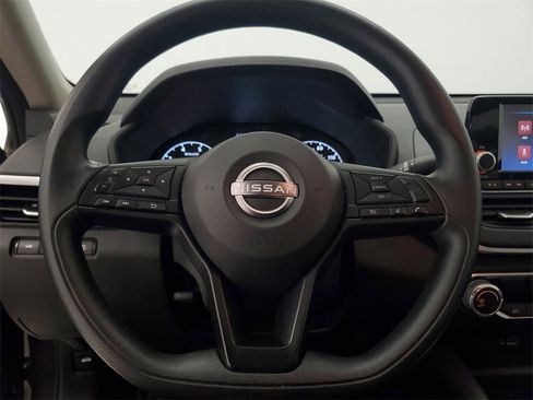 Used 2023 Nissan Altima 2.5 S image 16