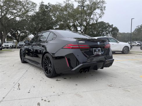 Certified 2025 BMW M5 w/ Carbon Package image 3