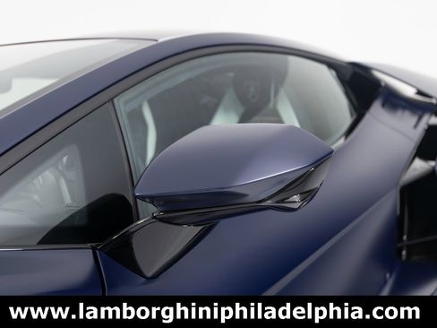 Used 2025 Lamborghini Revuelto image 51