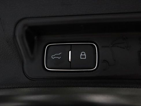 Certified 2025 Ford Explorer Active AWD/4WD image 16