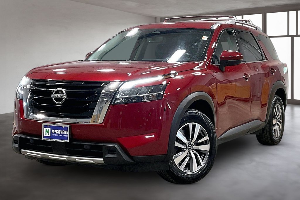 Used 2023 Nissan Pathfinder SL AWD/4WD image 1