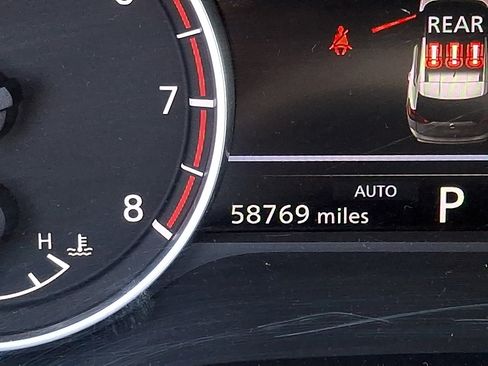 Used 2024 Nissan Rogue S AWD/4WD image 19