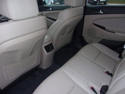 Used 2017 Hyundai Tucson Limited w/ Cargo Package image 15