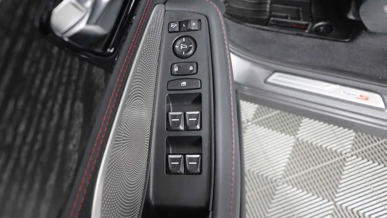 Used 2023 Acura MDX Type S w/ Advance Package AWD/4WD image 17