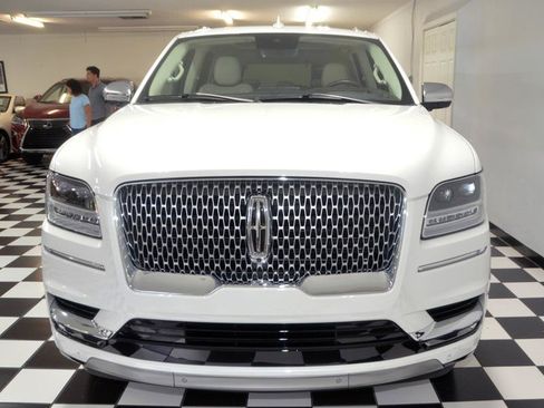 Used 2020 Lincoln Navigator Black Label AWD/4WD image 4