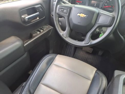 Used 2020 Chevrolet Silverado 1500 Custom w/ Custom Value Package image 30
