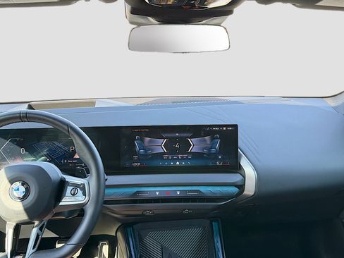 Used 2025 BMW X3 xDrive30i image 19