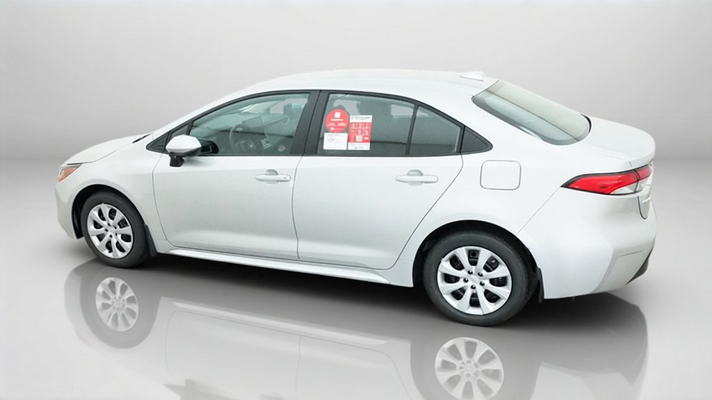 New 2027 Toyota Corolla LE FWD image 7