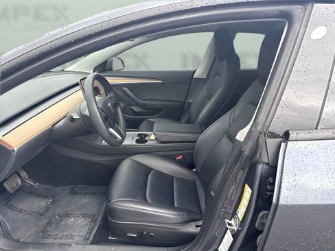 Used 2023 Tesla Model 3 Standard Range RWD image 6