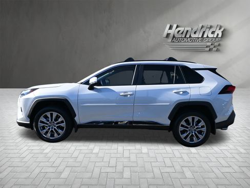 Used 2024 Toyota RAV4 XLE Premium image 8