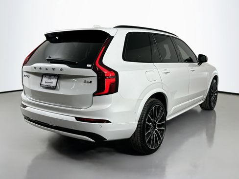 New 2026 Volvo XC90 B6 Ultra image 4