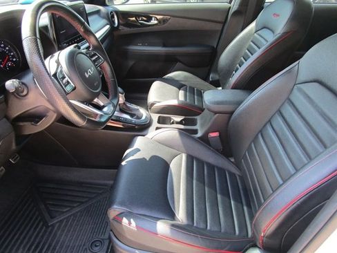 Used 2022 Kia Forte GT w/ GT2 Package FWD image 12
