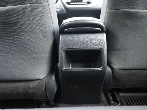 Used 2020 Toyota Corolla SE FWD image 32