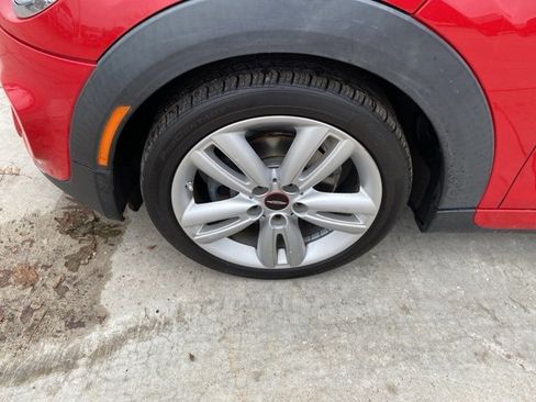 Used 2015 MINI Cooper 4-Door Hardtop image 10