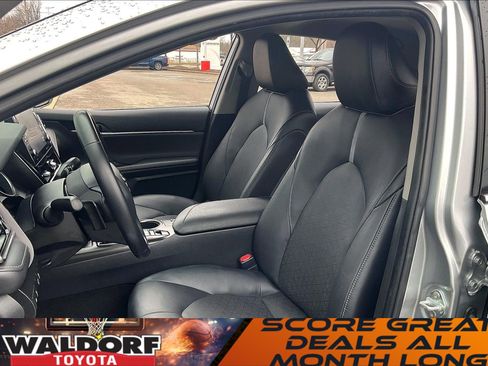 Used 2021 Toyota Camry XSE image 29