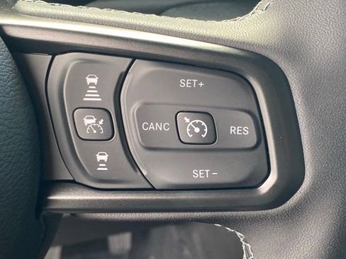 New 2026 Jeep Gladiator Sport image 17