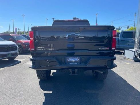 New 2026 Chevrolet Silverado 2500 ZR2 w/ LPO, Dark Essentials Package AWD/4WD image 19