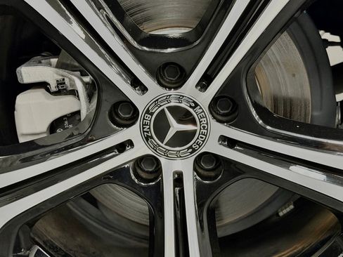 Used 2024 Mercedes-Benz C 300 4MATIC Sedan image 18