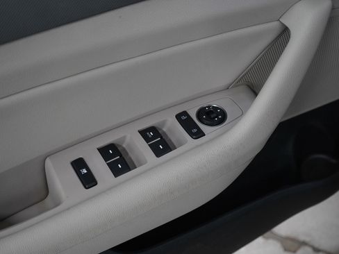 Used 2015 Hyundai Sonata SE w/ Option Group 09 image 20