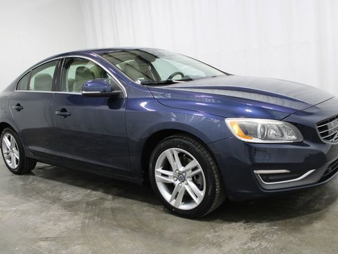 Used 2015 Volvo S60 T5 Platinum FWD image 4