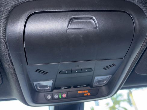 Used 2023 Cadillac XT5 Luxury image 14